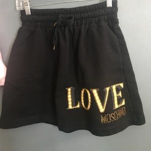 Love moschino skirt